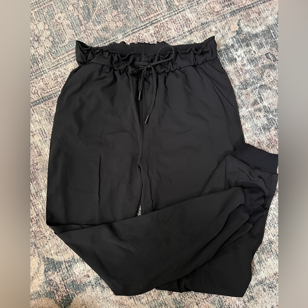 Lululemon keep moving joggers - Picture 3 of 4